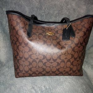 Coach City Signature Tote